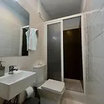 Apartment 2 Bedroom, 2 Bathroom - Travessa Da Madalena *