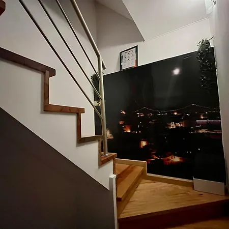 Apartment 2 Bedroom, 2 Bathroom - Travessa Da Madalena Lissabon