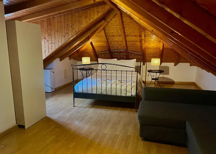 2 Bedroom, 2 Bathroom - Travessa Da Madalena
