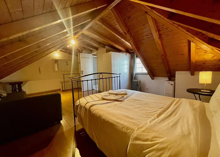 Apartamento 2 Bedroom, 2 Bathroom - Travessa Da Madalena Lisboa